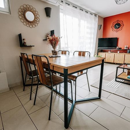 T3 Cosy Et Lumineux Avec Garage A 2 Pas Du Centre ! Apartment Nîmes Exterior foto