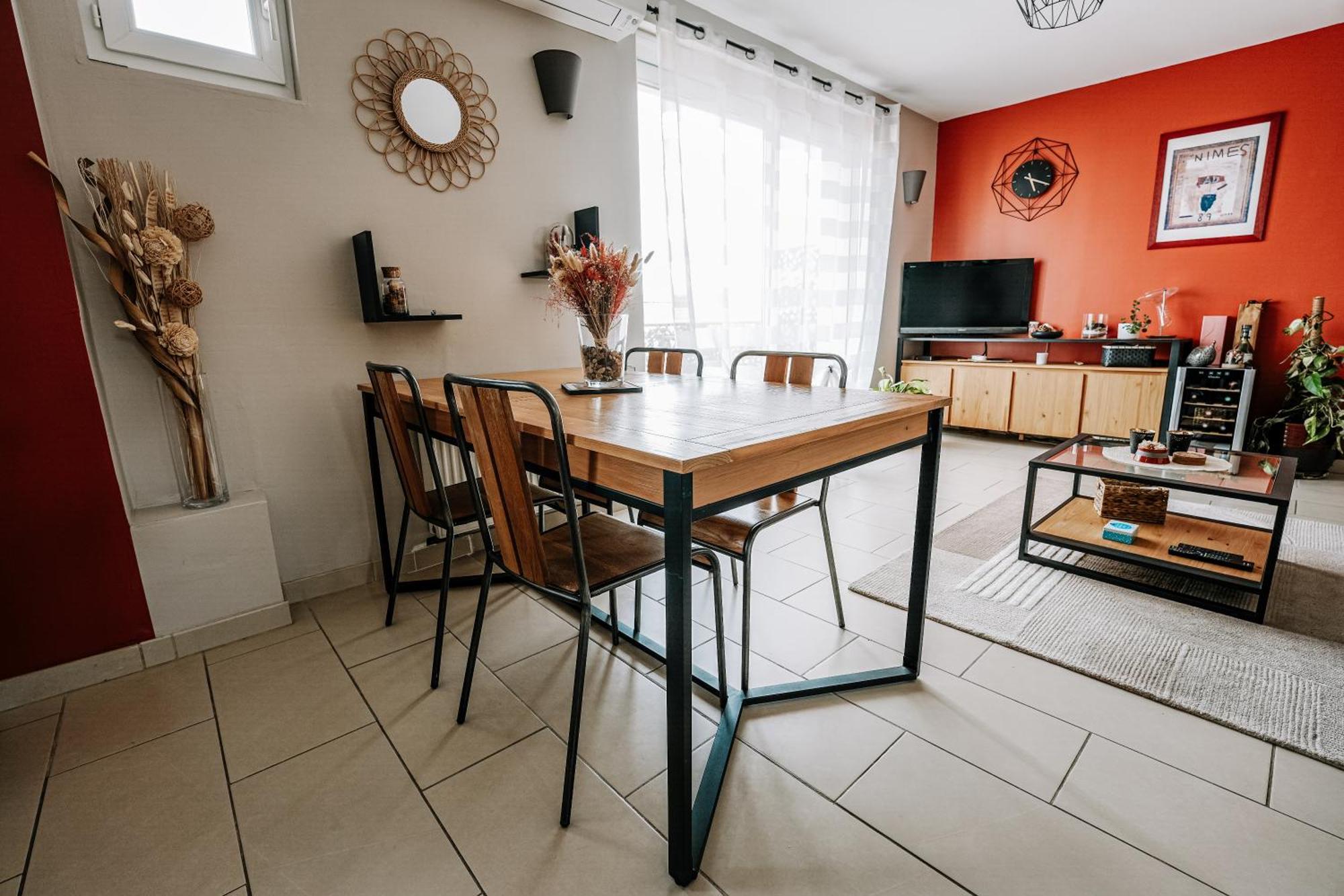 T3 Cosy Et Lumineux Avec Garage A 2 Pas Du Centre ! Apartment Nîmes Exterior foto